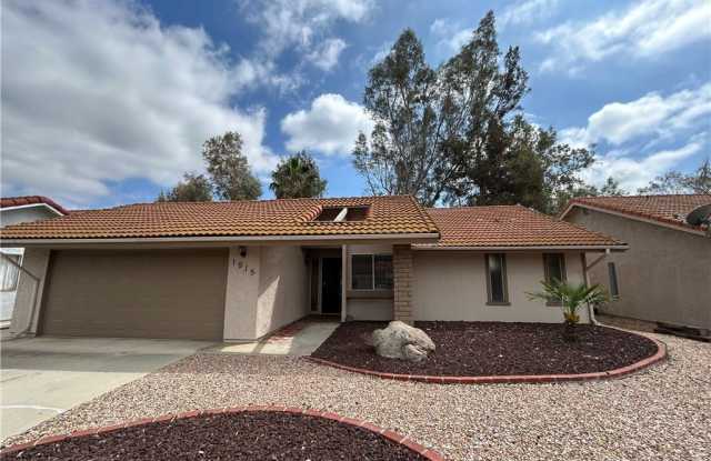 1915 Silver Oak Way photos photos