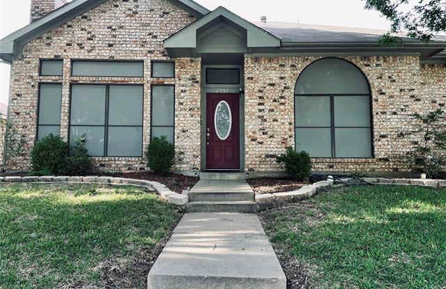2037 Greenstone Trail Gallery 2