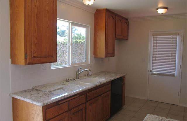 5922 San Souci Circle Gallery 4