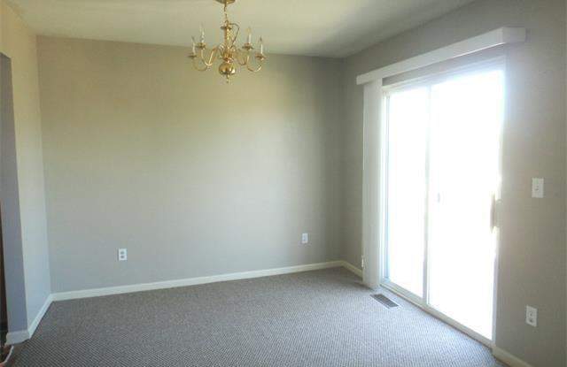 16755 CARRIAGE WAY Gallery 3