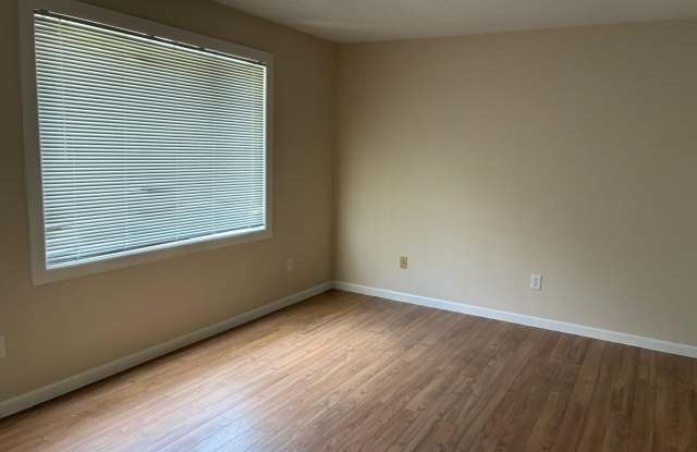 13910 COUNTRYSIDE Drive Gallery 2