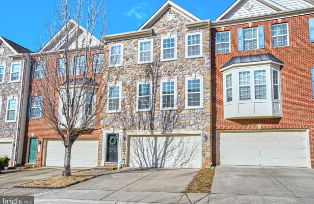 10228 FOUNTAIN Circle Gallery 2