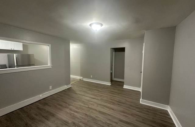 135 Rockwell Ave photos photos