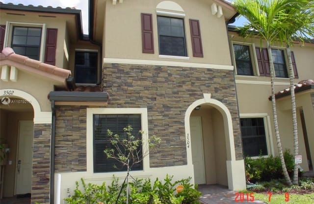 3504 W 88th Ter - 3504 W 88th Ter, Hialeah, FL 33018
