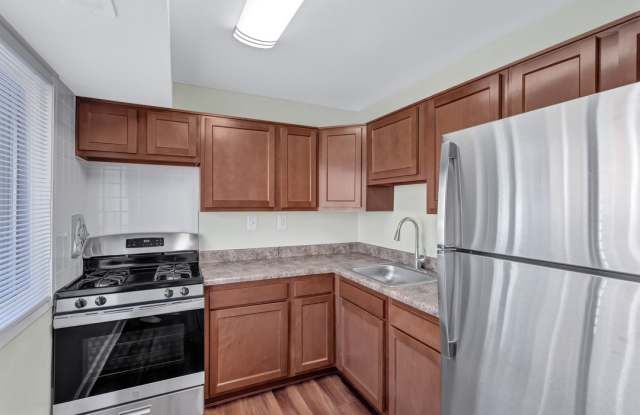 Washington Square Apartments photos photos