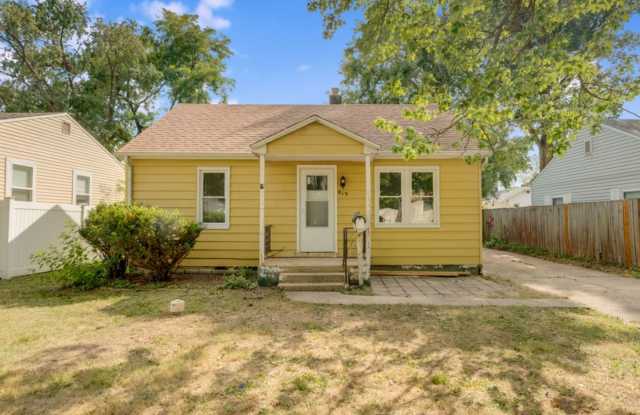 Newly Renovated Home For Rent NOW!! photos photos