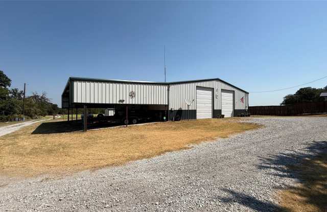 925 Jennings Lane Gallery 1