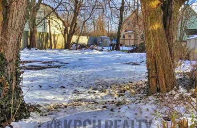 12822 Ferris Avenue Gallery 4