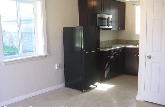 535 Palm Ave - 535 Palm Avenue, National City, CA 91950