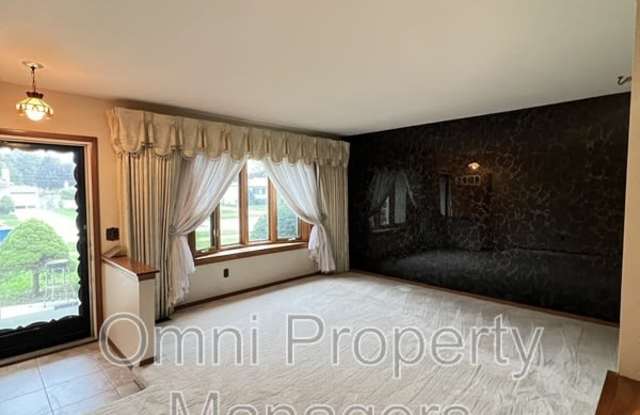 27359 Liberty Dr Gallery 3