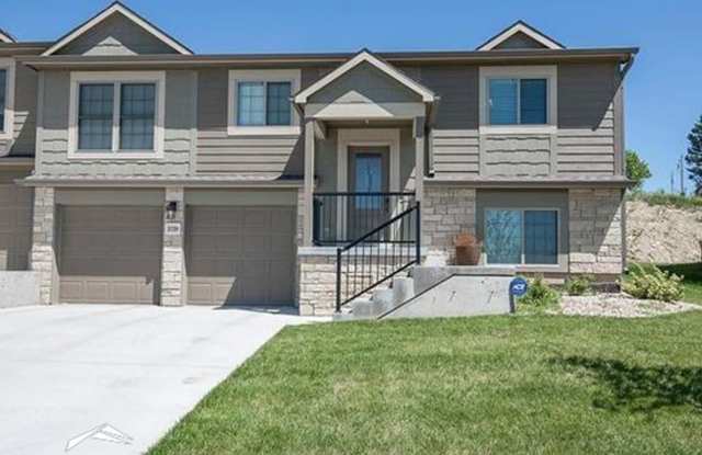 2120 Little Kitten Ave - 2120 Little Kitten Avenue, Manhattan, KS 66503