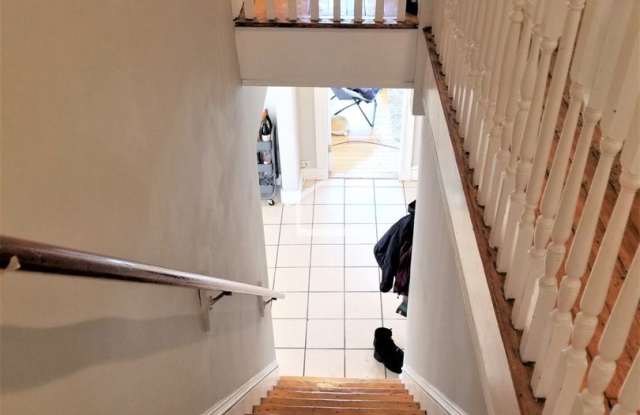 Great 7 Bed 2.5 Bath Available 9/1/26 photos photos