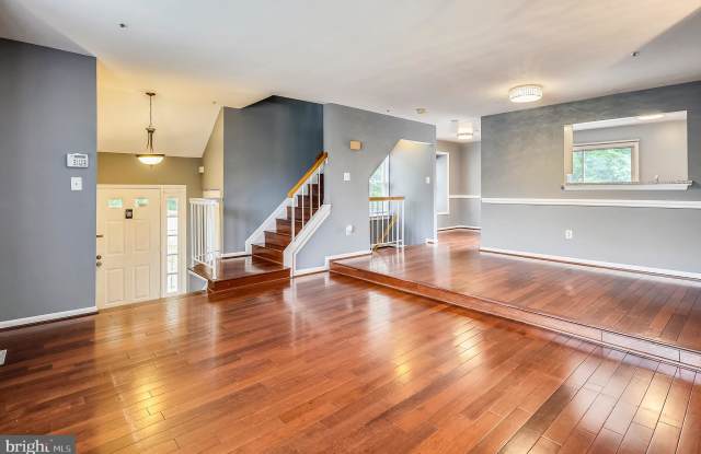 11138 CHERRYVALE TERRACE Gallery 3