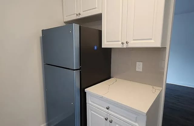 3316 82nd St Apt 5D Gallery 3