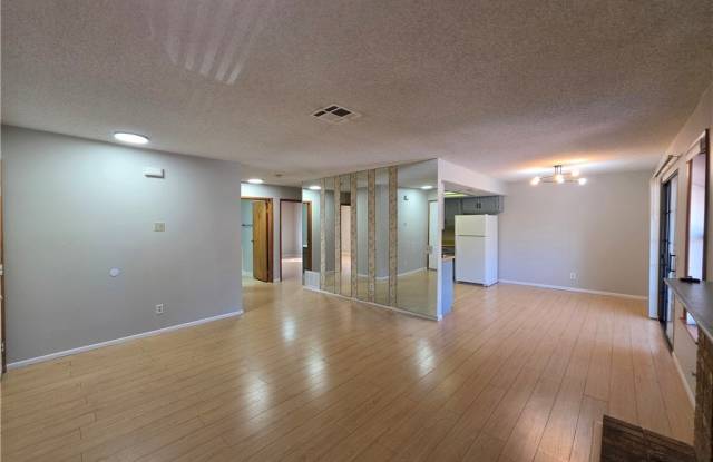 6625 W Tropicana Avenue Gallery 2