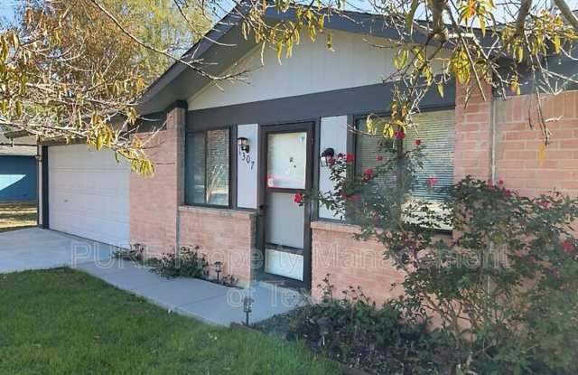 1307 Green Downs Dr. photos photos