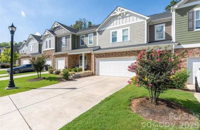 8108 Merryvale Lane Gallery 1