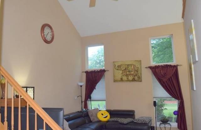 1240 SHAWFORD Way Gallery 4