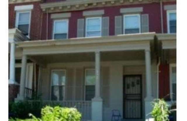 1325 VALLEY Place SE photos photos