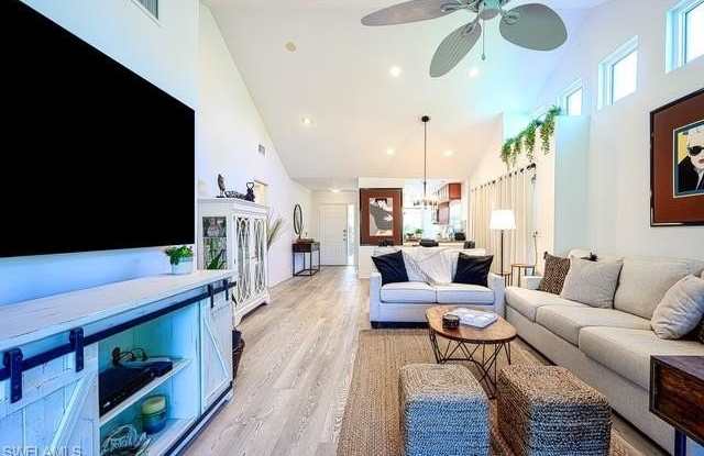 566 Beachwalk photos photos