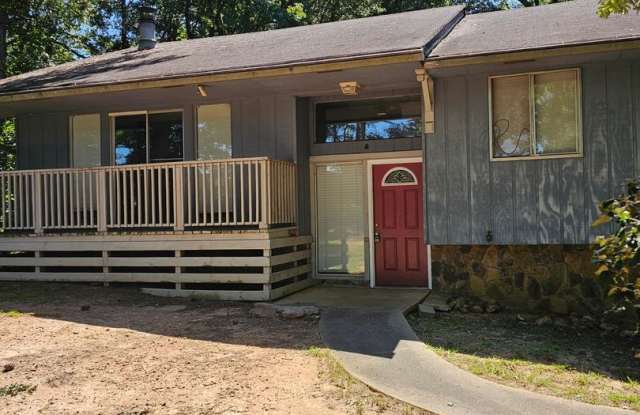 Amazing 4 Bedroom Home w/Basement! Convenient Ellenwood Location! photos photos
