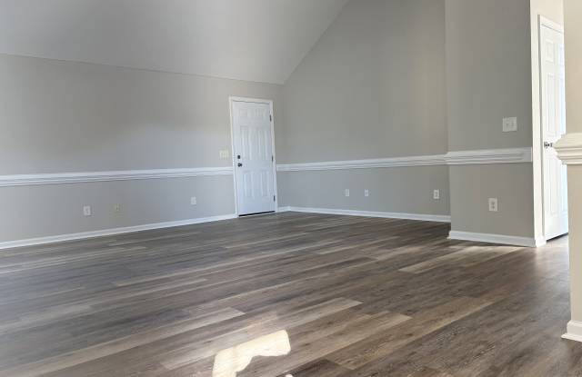 843 Mollhoff Court Gallery 2