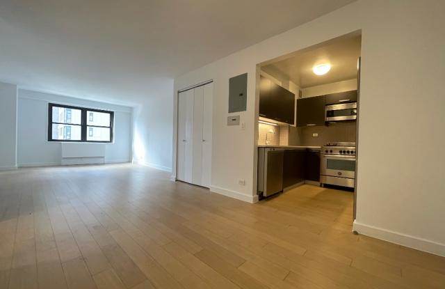 222 East 39th Street - 222 East 39th Street, New York City, NY 10016