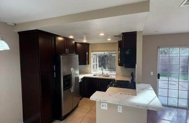 Very nice updated condo in beautiful Granite hills Neighborhood photos photos