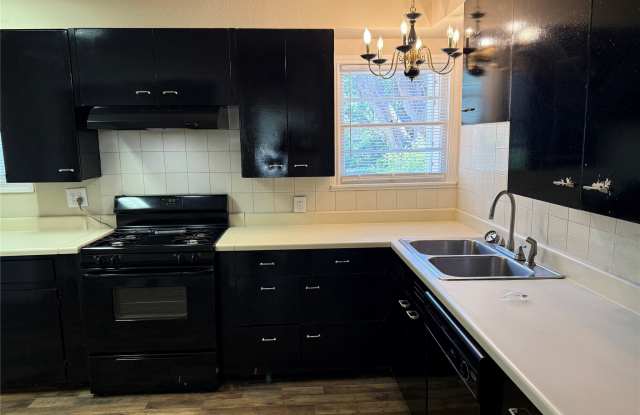 4042 Benbrook Street photos photos