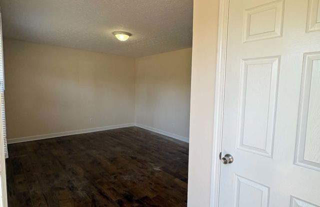1716 McGregor Ct, Unit 1 Gallery 2