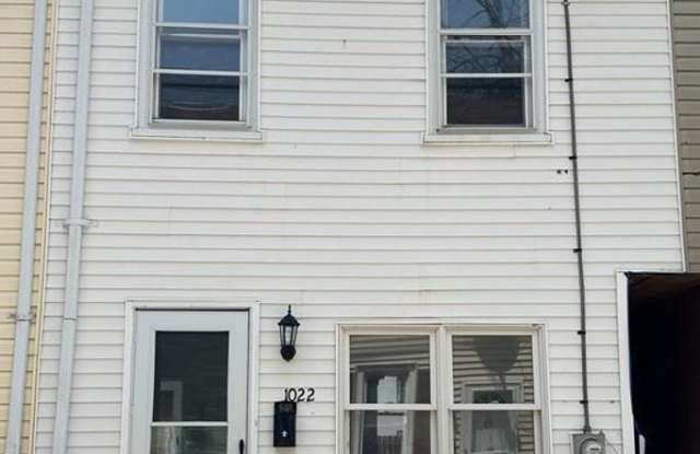 3 Bedroom Row Home photos photos