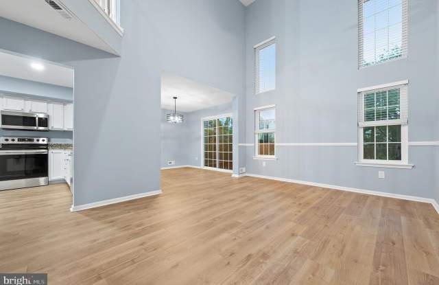 56 SAW MILL Drive Gallery 4