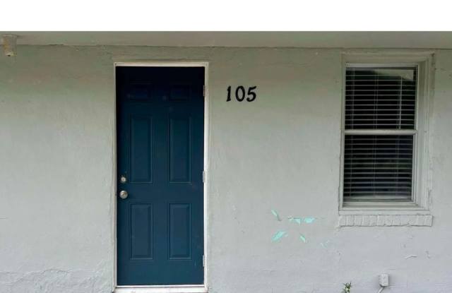 4826 S US HWY 441 APT #105 Gallery 1