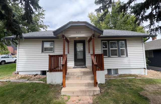 Across from UNC | 4bd 2ba 2 Kitchens Gallery 1