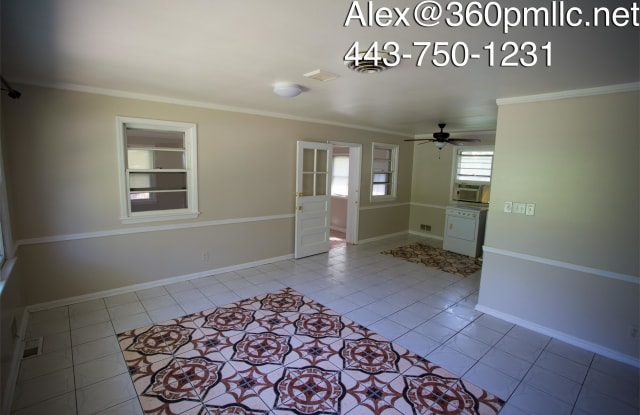 8408 Adelphi Rd - 8408 Adelphi Road, Adelphi, MD 20783