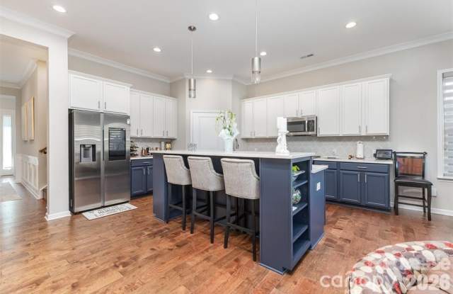 19004 Dry Narrows Way Gallery 3