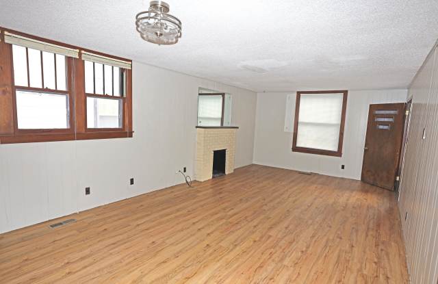 344 East Adams Avenue photos photos