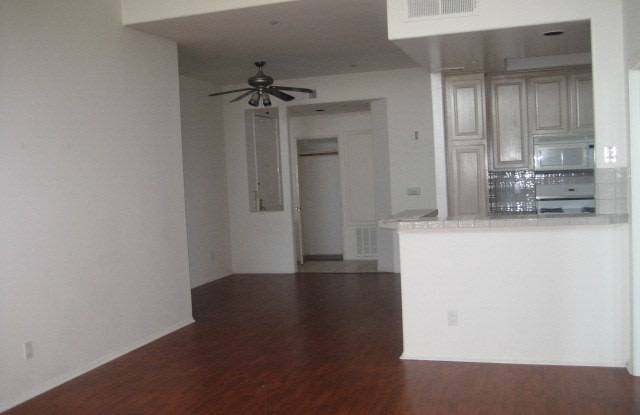 6909 Knowlton Place Gallery 2