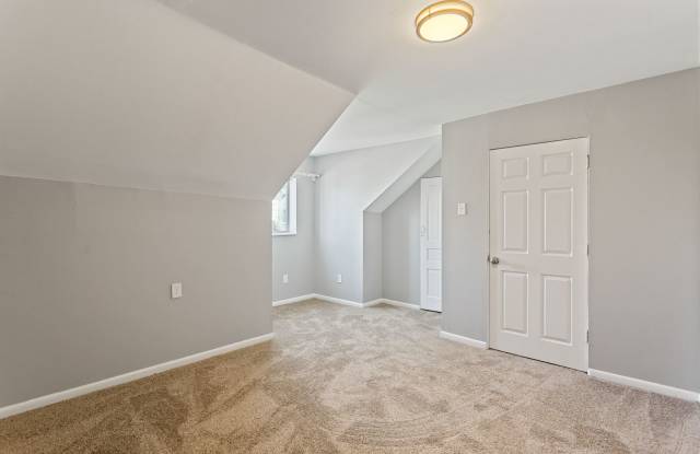 4 bed 1.5 bath - Completely updated in great Mt. Washington location - central air, washer/dryer Gallery 4
