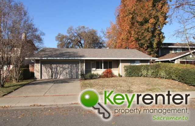 2308 Rogue River Dr photos photos