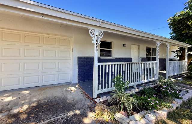 1455 NE Silver Maple Way - 1455 Northeast Silver Maple Way, Jensen Beach, FL 34957