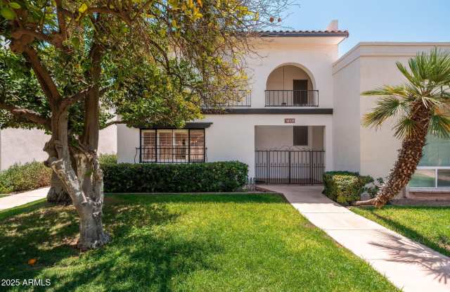 7684 E MINNEZONA Avenue photos photos