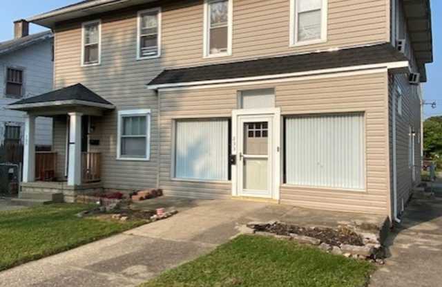 Two bedrooms, one bathroom multifamily in Springfield+ photos photos