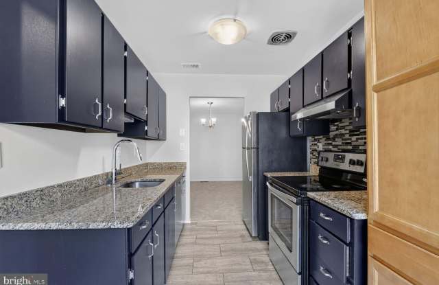 9305 BATHGATE Court Gallery 4