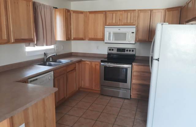 1128 Cruiser Ln Gallery 3