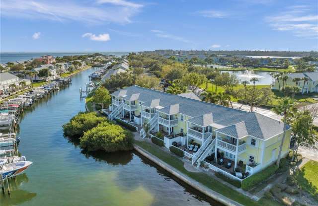 4728 BEACH Drive SE Gallery 3