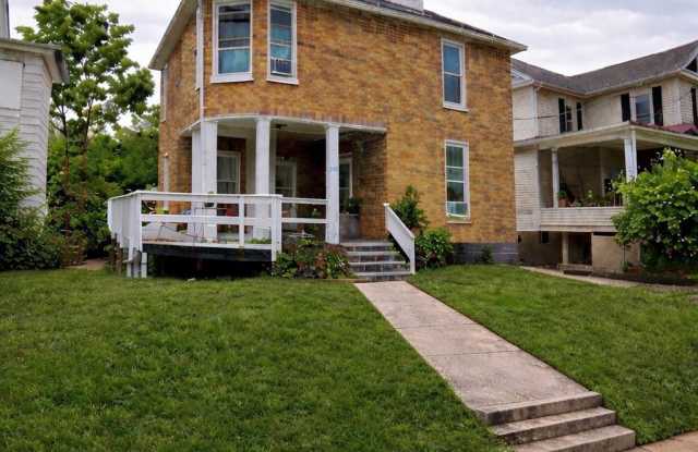 115 N Lancaster St photos photos