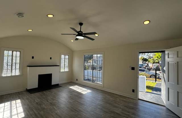644 E 118th Pl Gallery 2