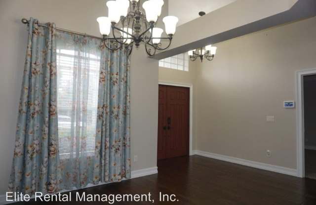 1331 Rain Forest Lane Gallery 4
