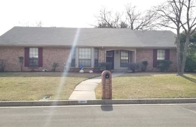 4401 Yellowleaf Drive - 4401 Yellowleaf Drive, Fort Worth, TX 76133
